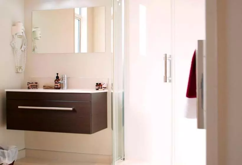 استودیوی استاندارد, Dunedin Palms Motel