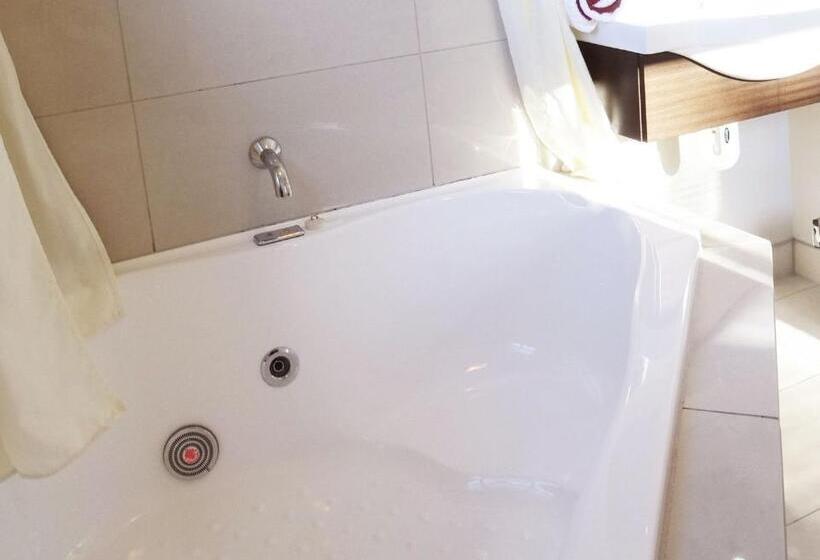 标准工作室, Dunedin Palms Motel