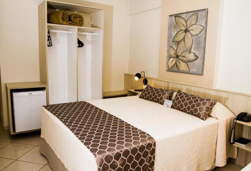 スタンダードルーム, Binder Quality Inn