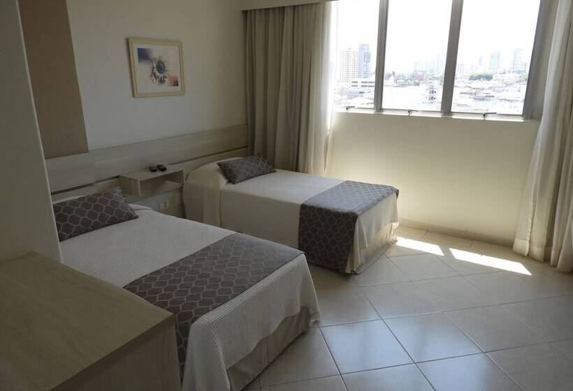 スタンダードルーム, Binder Quality Inn