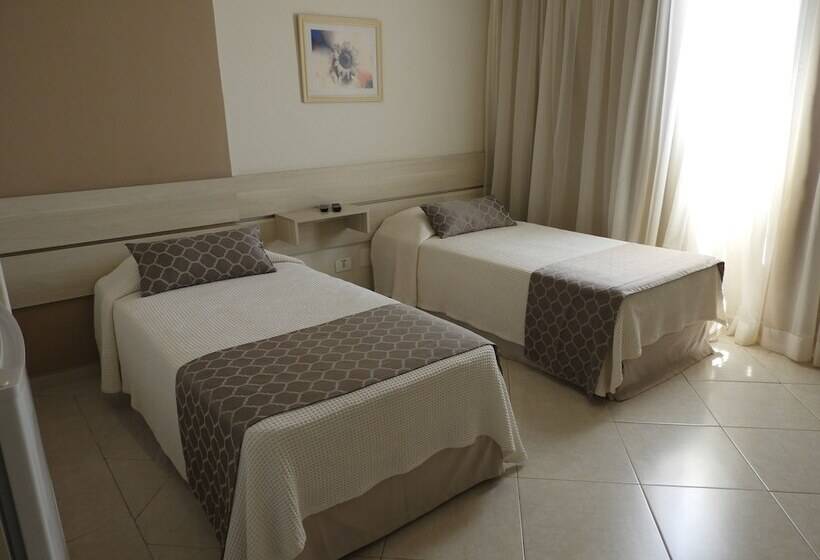 スタンダードルーム, Binder Quality Inn