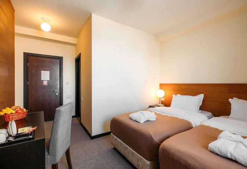 اتاق استاندارد با بالکن, Carpe Diem Gudauri