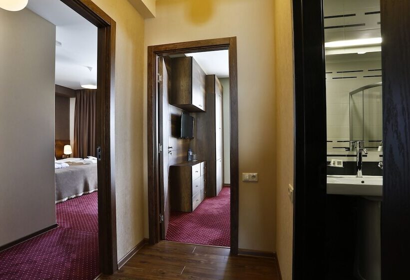 سوئیت 2 خوابه, Carpe Diem Gudauri