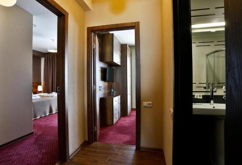 سوئیت 2 خوابه, Carpe Diem Gudauri