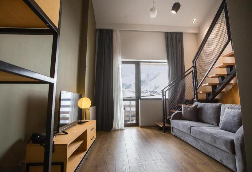 سوییت اجرایی, Carpe Diem Gudauri