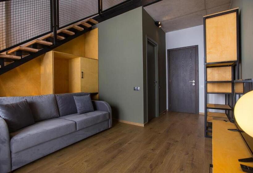 سوییت اجرایی, Carpe Diem Gudauri