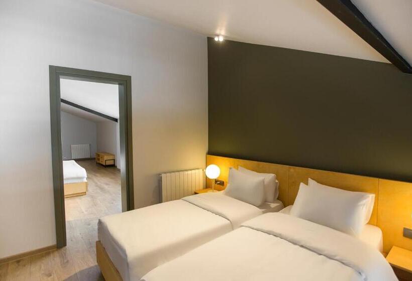 سوییت خانوادگی, Carpe Diem Gudauri