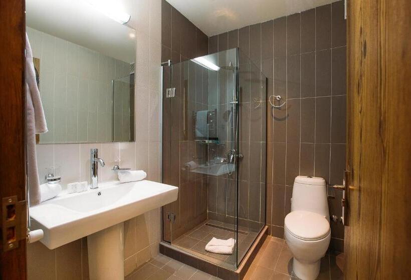 اتاق استاندارد با بالکن, Carpe Diem Gudauri