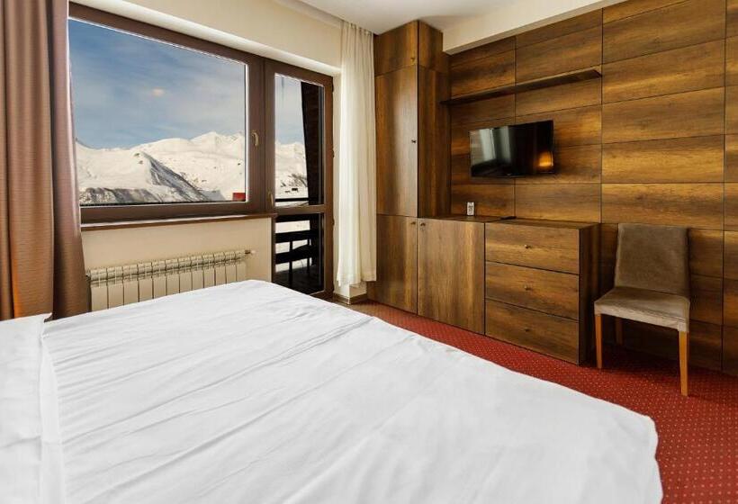 اتاق استاندارد سه تخته با بالکن, Carpe Diem Gudauri