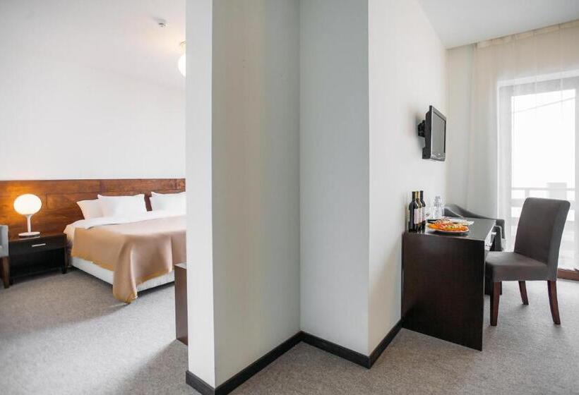 سوئیت با بالکن, Carpe Diem Gudauri