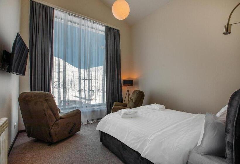 اتاق استاندارد با تخت بزرگ, Carpe Diem Gudauri