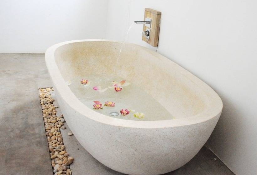 استودیوی استاندارد, Chez Moi Suite And Spa