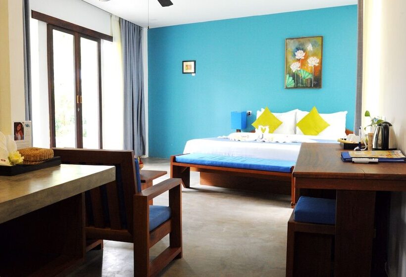 استودیوی استاندارد, Chez Moi Suite And Spa