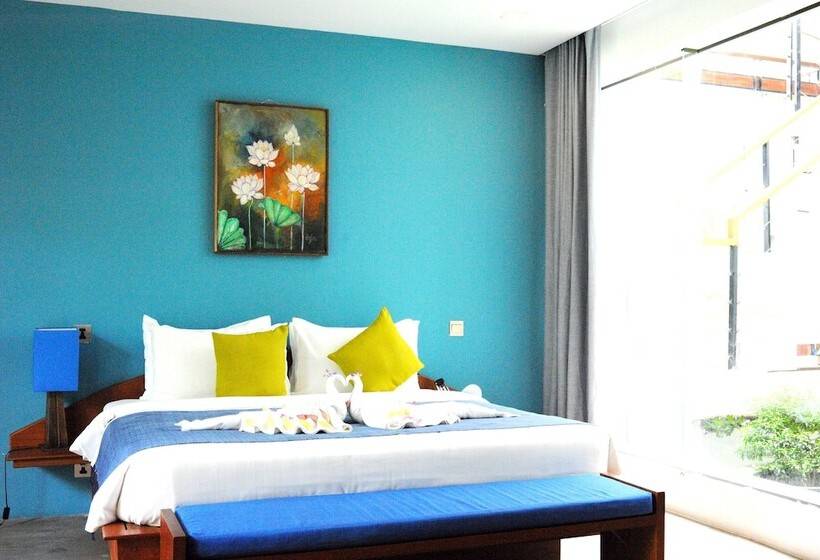 استودیوی استاندارد, Chez Moi Suite And Spa