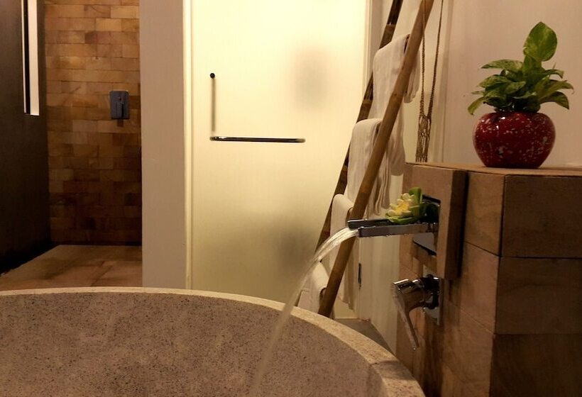 سوییت, Chez Moi Suite And Spa