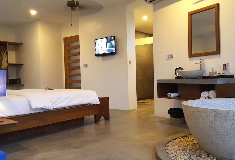 استودیوی استاندارد, Chez Moi Suite And Spa