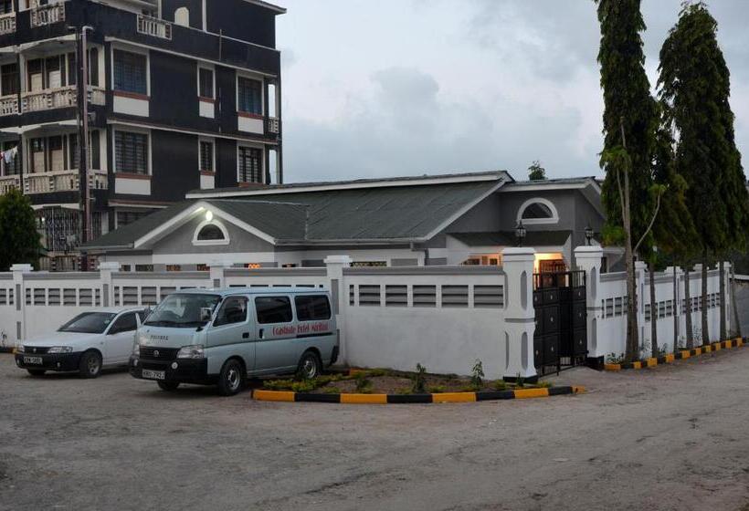 דירת חדר, Coastgate