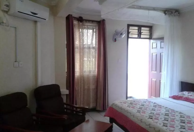 اتاق لوکس با تخت بزرگ, Coastgate