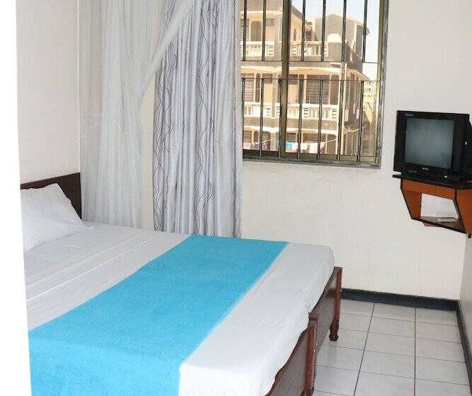 חדר סטנדרט, Coastgate