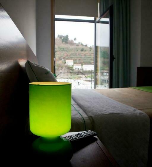 اتاق استاندارد, Comercio