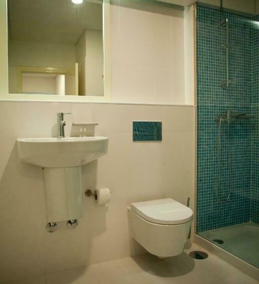 اتاق استاندارد, Comercio