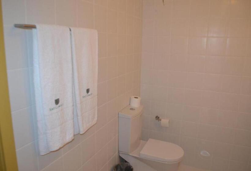 آپارتمان 3 خوابه, Comercio