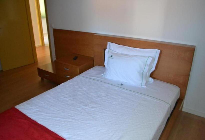 آپارتمان 3 خوابه, Comercio