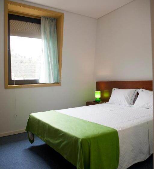 اتاق استاندارد, Comercio