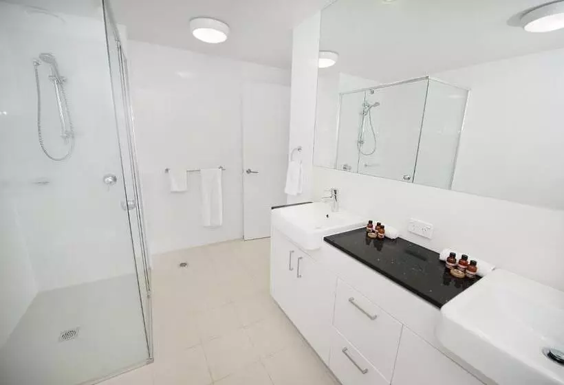 4 Bedroom Apartment