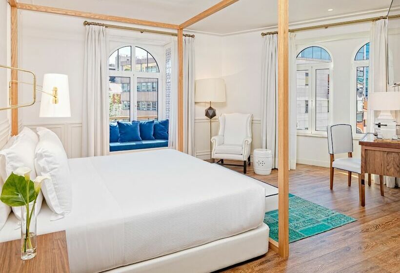 Quarto Superior, H10 Duque De Loule
