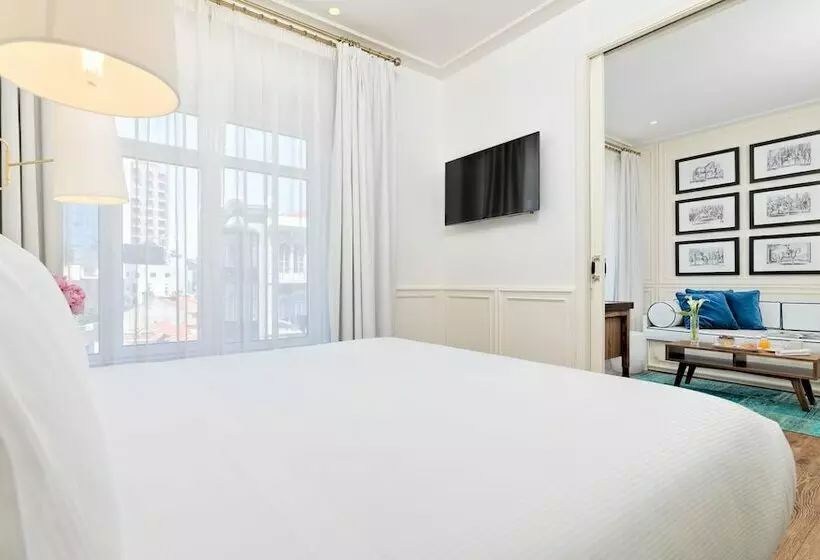 Suite, H10 Duque De Loule