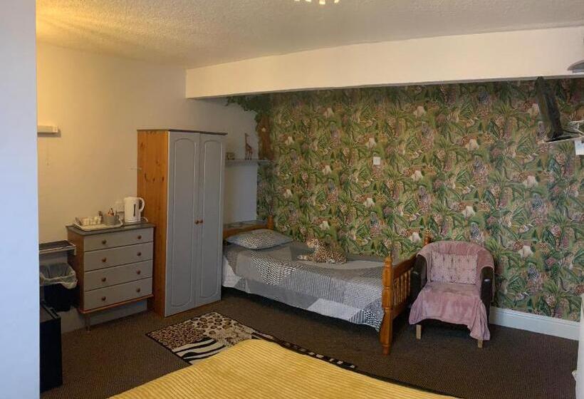 Familiekamer, Hornby Villa B&b Couples & Families Only Central Location
