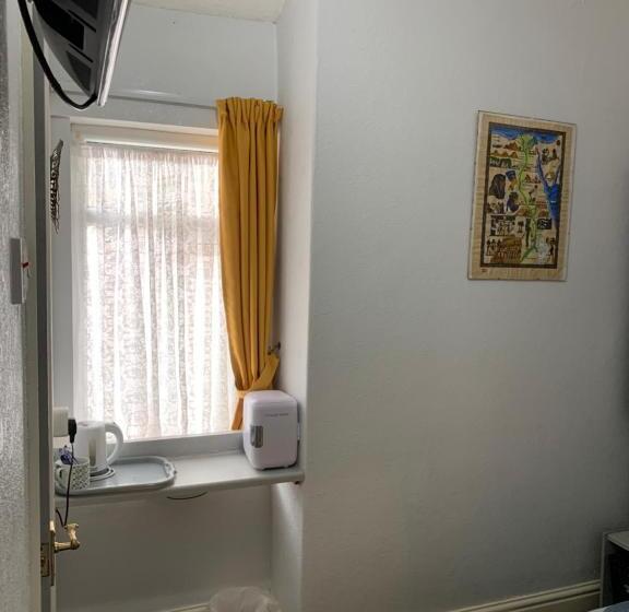Quarto Estandar, Hornby Villa B&b Couples & Families Only Central Location