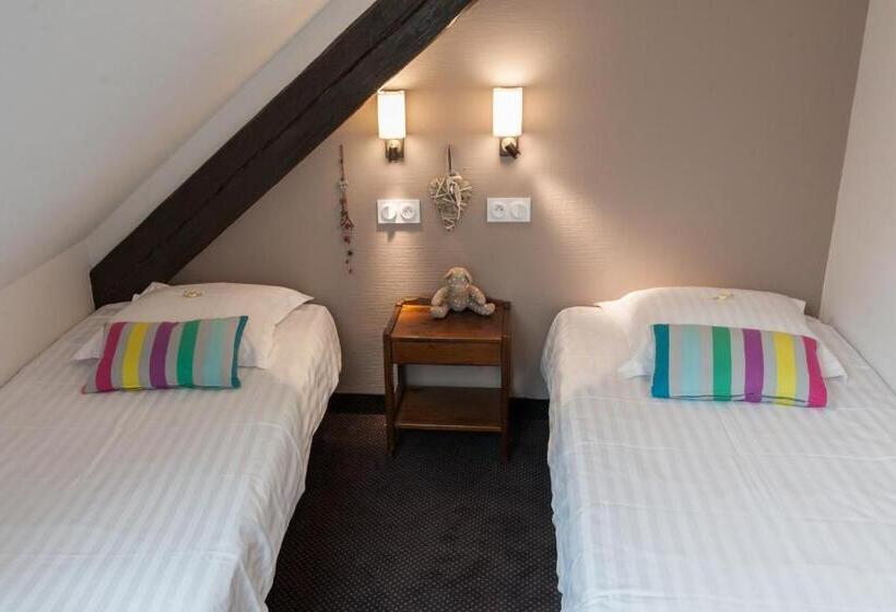 四人标准间, Le Saint Nicolas