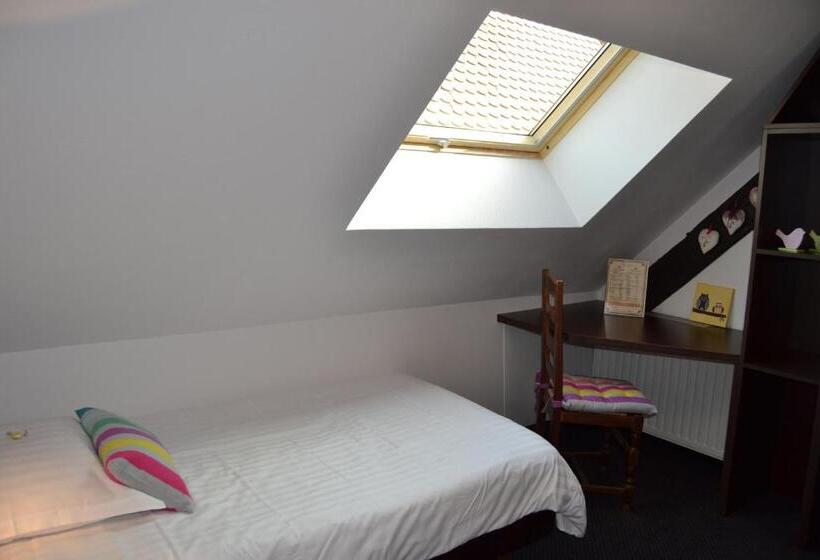 标准单人间, Le Saint Nicolas