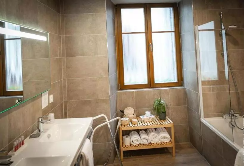 اتاق پرستیژ, Le Saint Nicolas