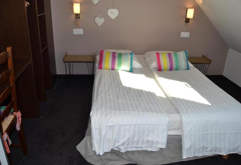 标准三人间, Le Saint Nicolas