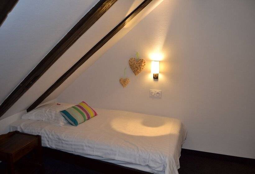 标准单人间, Le Saint Nicolas