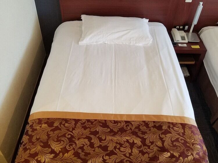 غرفة قياسية, Marine World