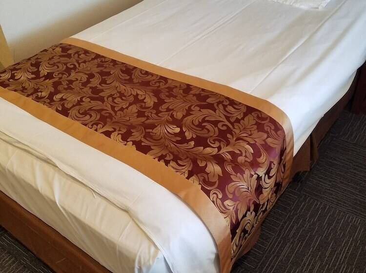 غرفة قياسية, Marine World