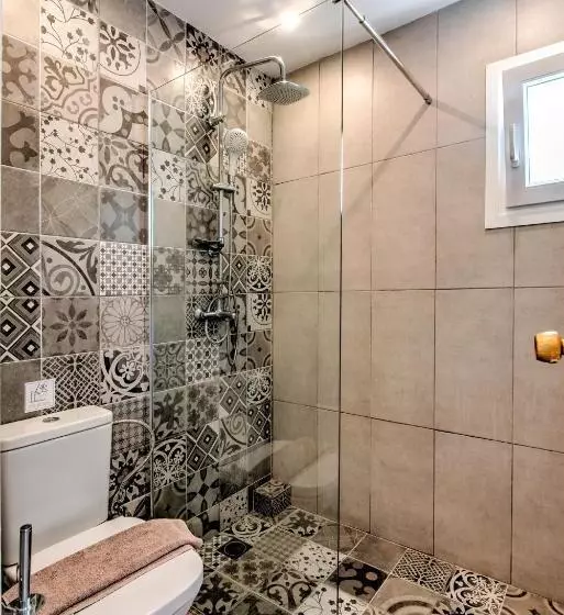 اتاق استاندارد با چشم‌انداز دریا, Anamar Santorini