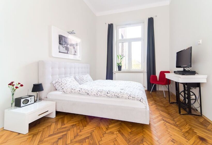 اتاق لوکس, Novumhouse   Straszewskiego