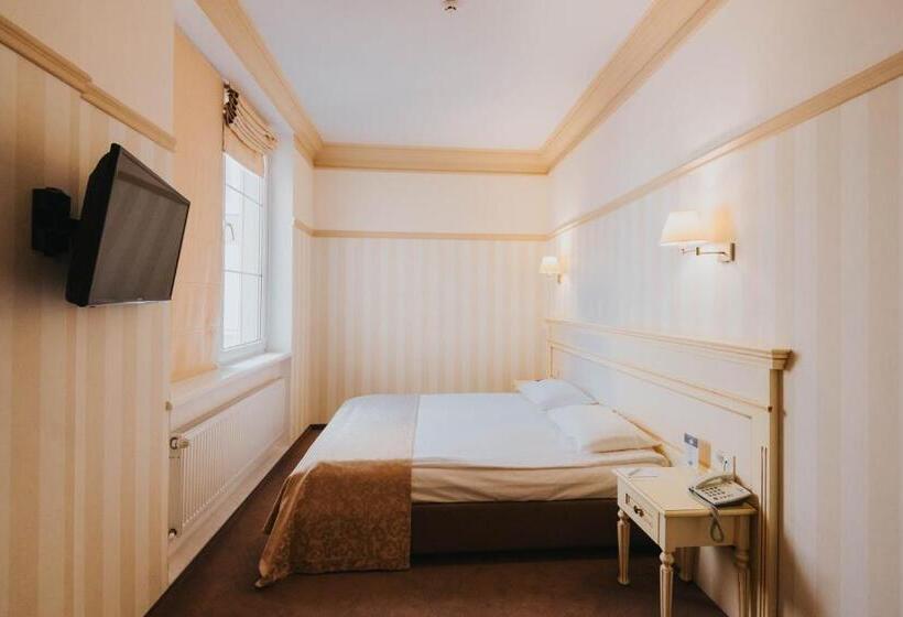 Habitación Clásica, Premier Geneva