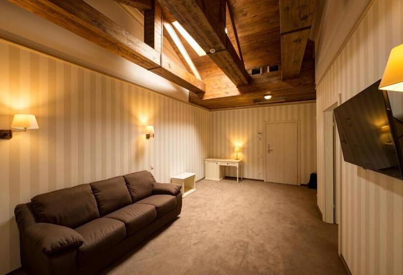 Suite, Premier Geneva