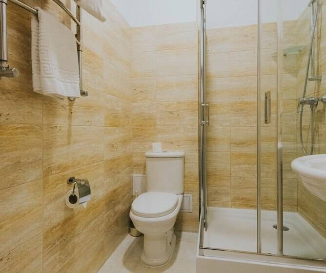 Habitación Clásica, Premier Geneva