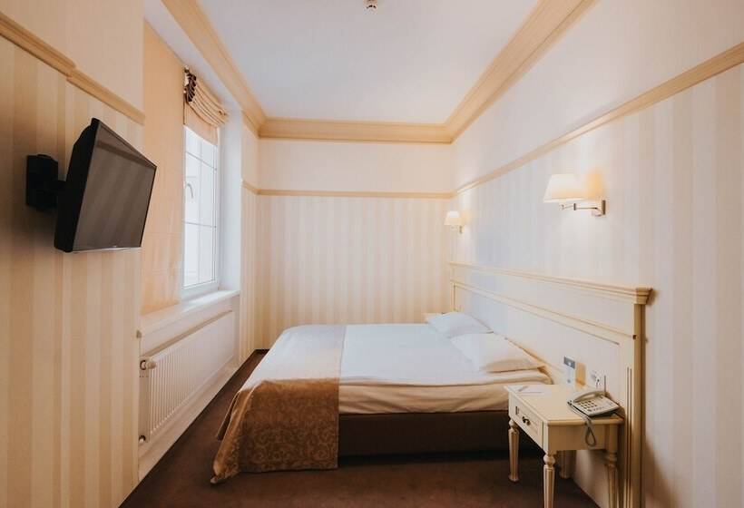 Habitación Clásica, Premier Geneva