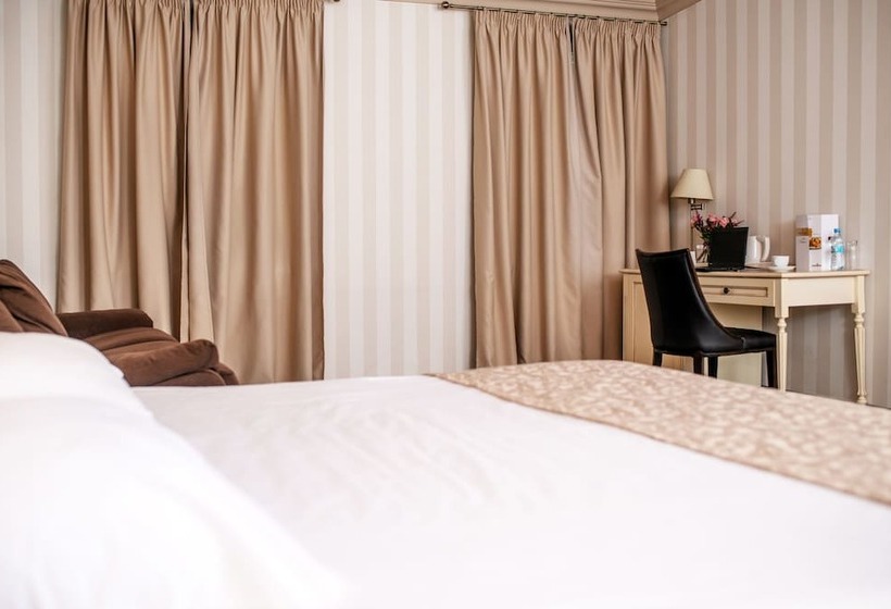 Quarto Premium, Premier Geneva