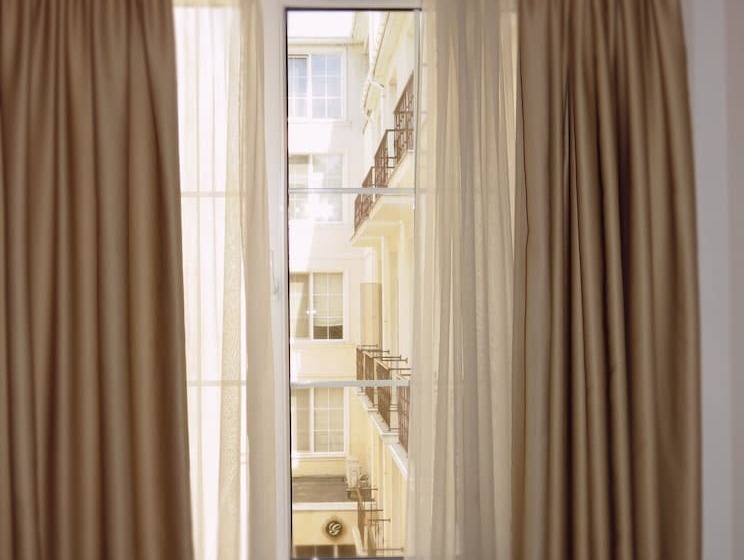 Suite, Premier Geneva