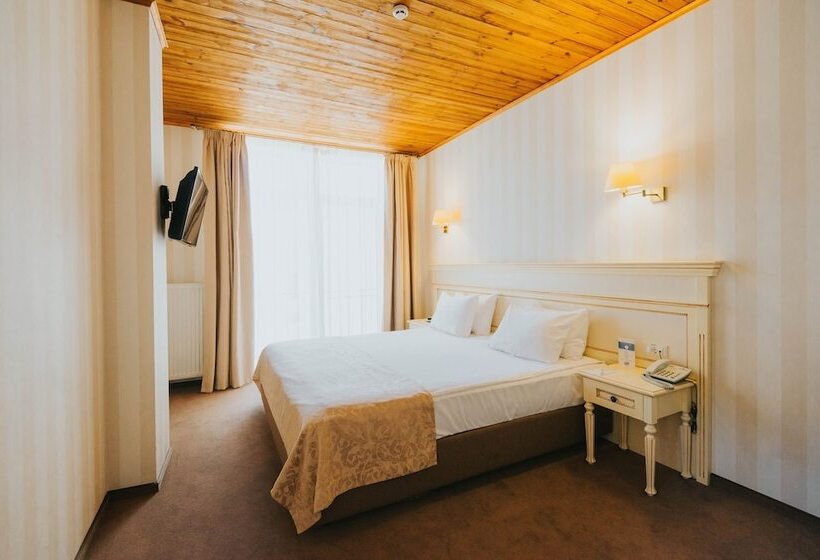 Suite, Premier Geneva