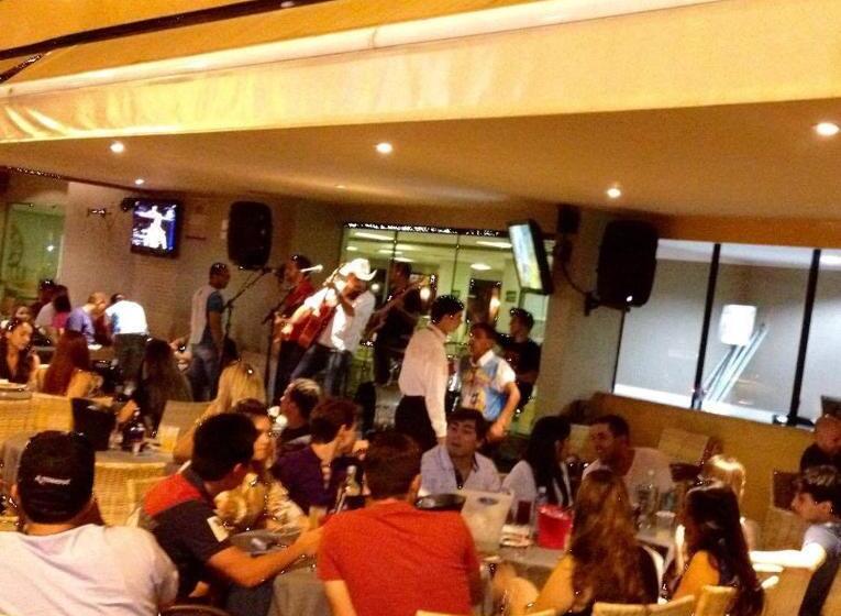 דירת חדר נוף לבריכה, Boulevard Suíte Hotel By Wam Experience